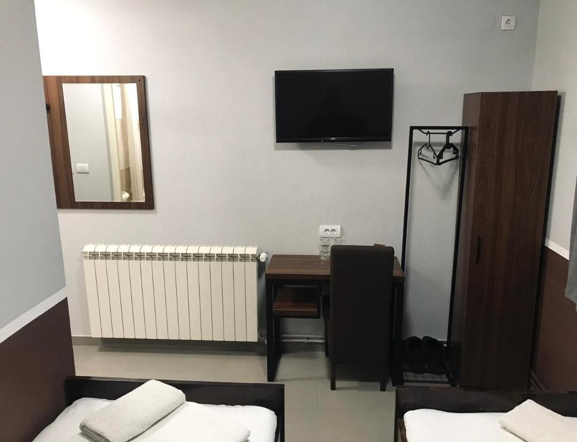 Hotel Djerdan كرالييفو المظهر الخارجي الصورة