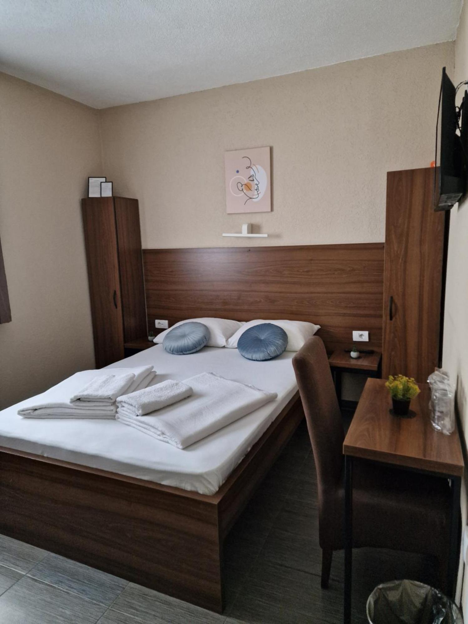 Hotel Djerdan كرالييفو المظهر الخارجي الصورة