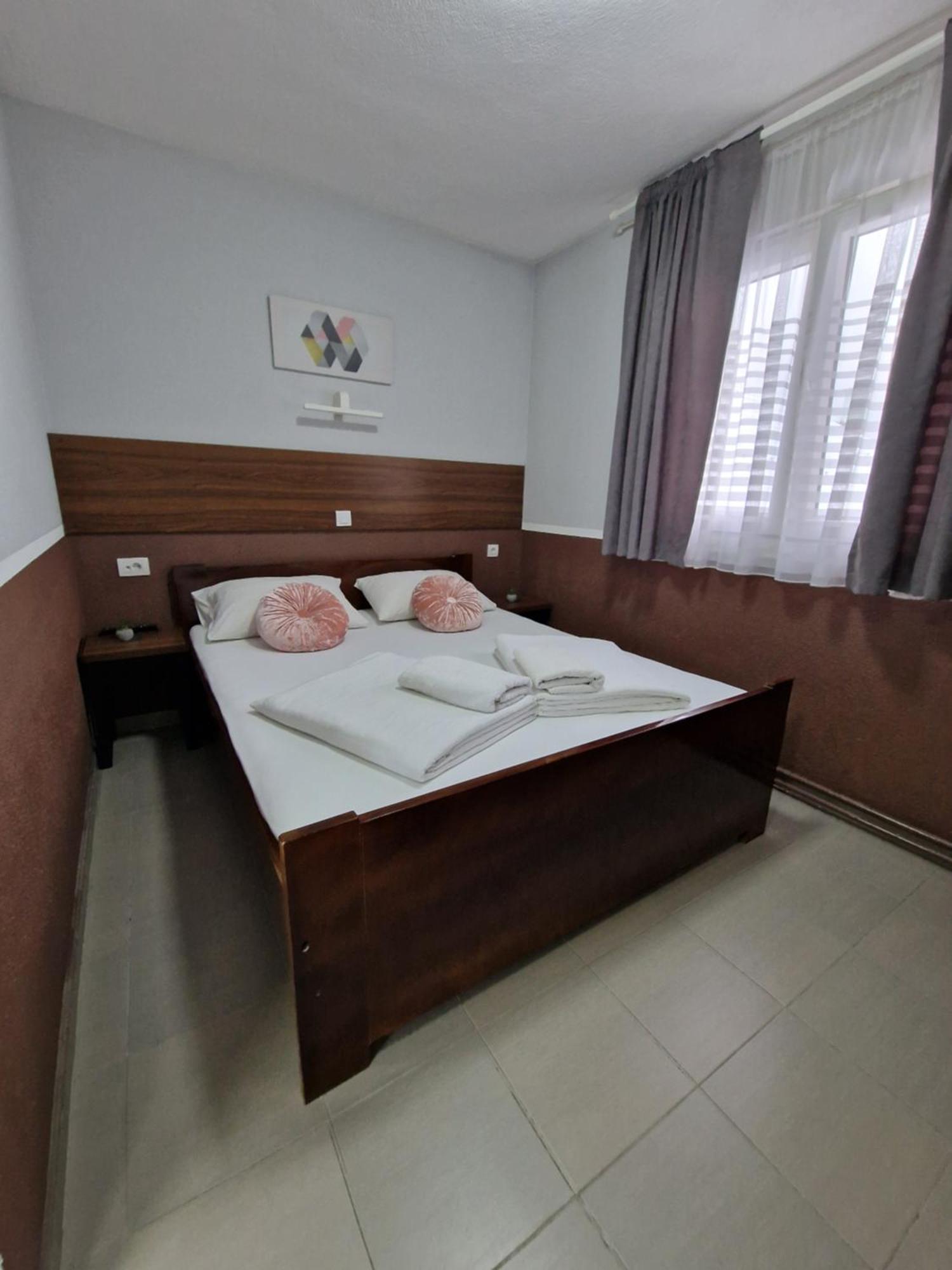 Hotel Djerdan كرالييفو المظهر الخارجي الصورة
