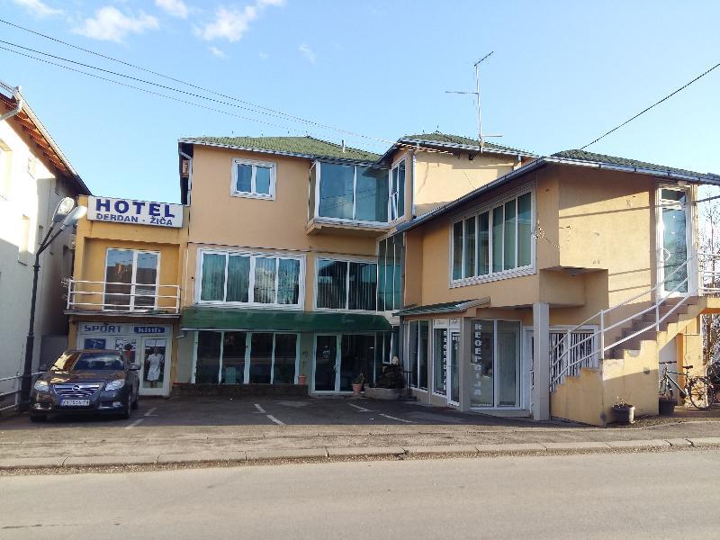 Hotel Djerdan كرالييفو المظهر الخارجي الصورة
